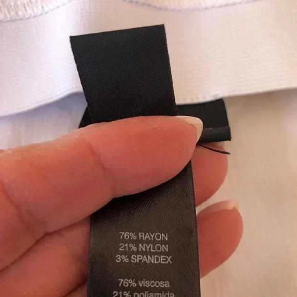 “So Slimming” white pants with side slit at ankle by Chico’s - Picture 8 of 10